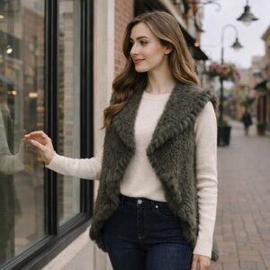 Love Token Fur Trim Drape Cardigan Vest Soft Knit Luxe Layer Size S
